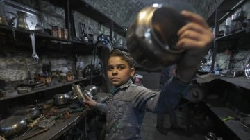 Halepli aile,unutulmaya beniz tutmuş sahtekârlık mesleğini memleketlerinde yaşatıyor