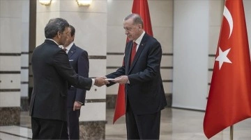 Hindistan Büyükelçisi Paul, Cumhurbaşkanı Erdoğan'a itimat mektubu sundu