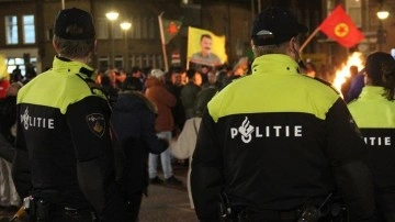 Hollanda polisi, taşkınlık işleyen terör örgütü PKK yandaşlarını gözaltına aldı