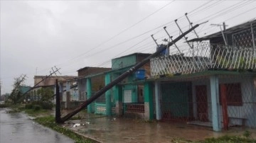 Ian Kasırgası'nın Küba'yı elektriksiz bırakması protestoları tetikledi
