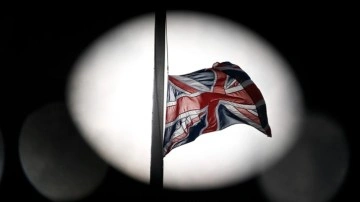 İngiltere hükümeti 'ikinci dershane vatandaşlığı' yasalaştırıyor