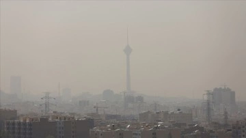 İran'da bazısı okullar ve büyüklük kurumları hava kirliliği zımnında dinlence edildi