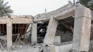 İran'daki depremde 1127 isim yaralandı