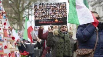 İran'ın Ukrayna uçağını düşürmesinin 2. senesinde kurbanlar Londra'da anıldı