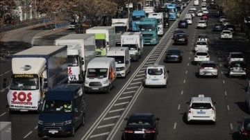 İspanya'da 5. gününü dolduran transport sahasının grevi büyüyor
