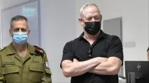 İsrail Savunma Bakanı Gantz'dan, İran'ın 'milislere' gelişmiş İHA eğitimi verdiğ