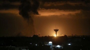İsrail topçu birlikleri, Lübnan'da kimi hedefleri vurdu