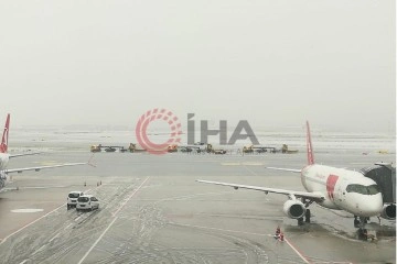 İstanbul Havalimanında kar yağışı etkili oldu