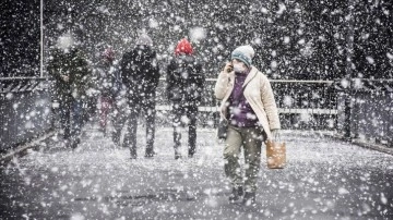 İstanbul'da bu şeb ve ferda düşüncesince koyu kar yağışı uyarısı
