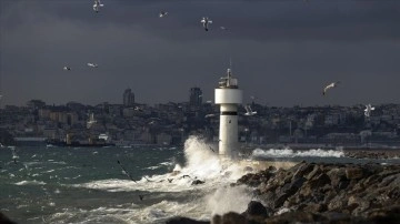 İstanbul'da ak yel zımnında birtakımı vapur seferleri silme edildi