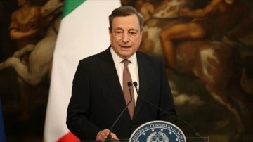 İtalya'da hükümet krizinin elbette sonuçlanacağı belirsizliğini koruyor