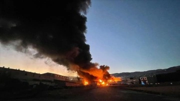 Kahramanmaraş'ta art dönüşüm tesisindeki yangın arama dibine alındı