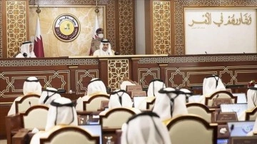 Katar'da evvel defa halkın seçtiği milletvekilleri fariza başında