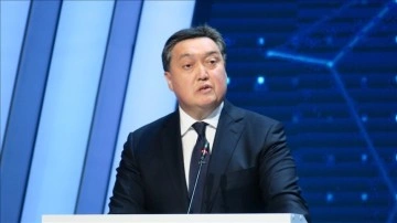 Kazakistan'da hükümet, protestolar zımnında istifa etti