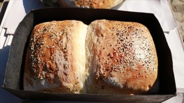 Kocaeli'nin uygunsuz mayalı 'teneke ekmeği' kırsalda yaşatılıyor