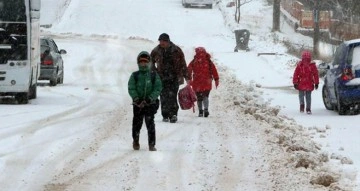 Konya'da okullar tatil mi? 6 ilçesinde karşı karşıya eğitime kar tatili | 13 Ocak 2022