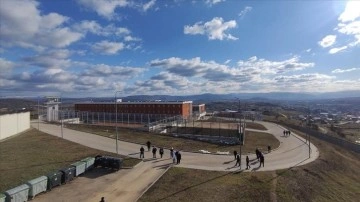 Kosova, Danimarka ile 300 nefis hapis hücresini isticar etmek düşüncesince geçim imzaladı