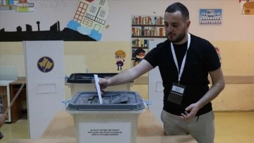 Kosova'da ahali yerel seçimlerin ikinci turu düşüncesince kasa başında