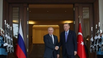 Kremlin Sözcüsü Peskov: Putin, Cumhurbaşkanı Erdoğan’ın Türkiye davetini kıvançla benimseme etti