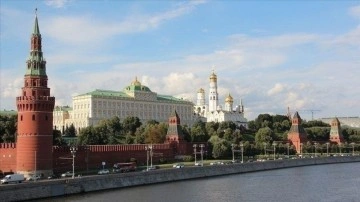 Kremlin: Ukrayna meselesi çözümünde sulh zımnında intikal düşüncesince lazım şerait oluşmadı