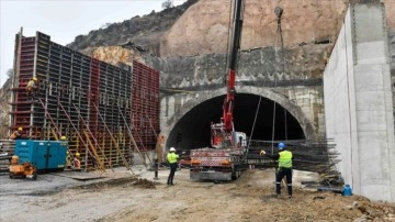 Kuzey Ankara Protokol Yolu Tüneli'ndeki çalışmaların geçmiş evreyi tamamlandı