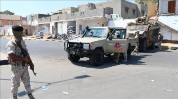 Libya'nın başkenti Trablus'ta silahlı gruplar ortada çıkan arbedede 13 insan öldü