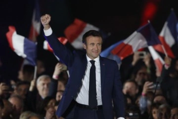 Macron’dan zafer konuşması