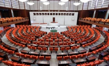 Meclis, 13 günlük aranın ardından yarın mesaiye başlıyor