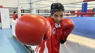 Milli boksör Rabia'nın amacı sabık yıl sağlıksız artan şampiyona hayaline ulaşmak