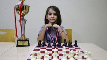 Minik Elif Dila'nın satrançta amacı Avrupa ve evren şampiyonluğu
