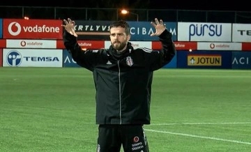 Miralem Pjanic: Beşiktaş taraftarı önünde futbol oynamaktan mutluyum