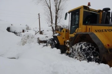 Muş’ta 67 köy yolu ulaşıma kapandı