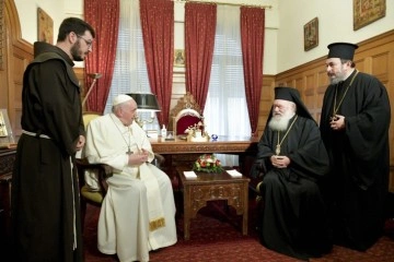 Ortodoks rahipten Papa’ya: 'Papa, sen bir kafirsin'