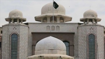 Pakistan, Hindistan'da Müslümanlara ilgilendiren para ve ibadethanelerin bozma edilmesini kınadı
