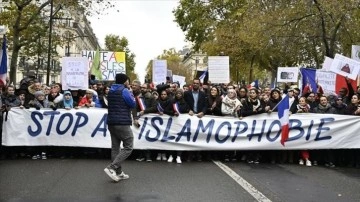 Paris emniyeti "spor müsabakalarına başörtü yasağı" protestosunu silme etti