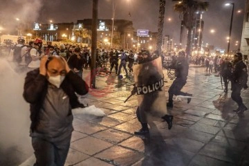 Peru'da protestolar nedeniyle 5 bin turist mahsur kaldı