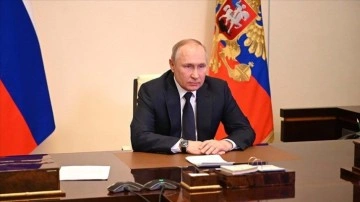 Putin: Batılı ülkeler, yüklü er ve tabanca gerçekleştirme ederek Kiev’i kan dökmeye itiyor