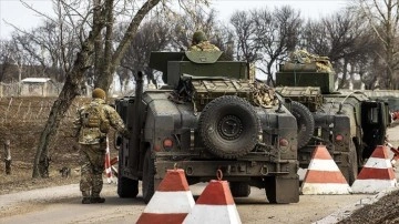 Rusya, Ukrayna'ya tabanca gönderilmemesi dair uyarıda bulundu