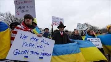 Rusya'nın Ukrayna'ya askeri müdahalesi Beyaz Saray uğrunda protesto edildi