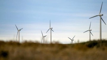 Rüzgar enerjisi santralleri evvel elektrik üretiminde önce tam arazi aldı
