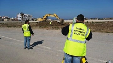 Sakarya Büyükşehir Belediyesi İskenderun'da taşımalık site çalışmasına başladı