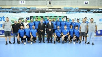 Sakarya Büyükşehir, Hentbol Süper Ligi'ndeki önceki sezonunda gözünü zirveye dikti