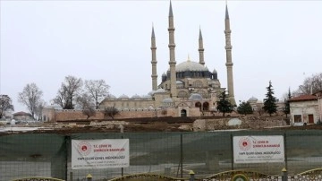 Selimiye'nin restorasyonunda camide ibadet düşüncesince eğreti müşterek meydan oluşturulacak