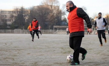 Şentop, milletvekillleriyle futbol maçı yaptı