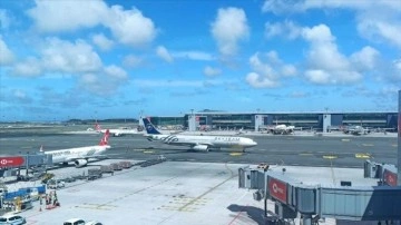 Suudi Arabistan Havayolları Şirketi Saudia dü sene aradan sonraları İstanbul'a evvel seferini düzenle