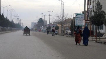 Taliban hanımlara 'örtünme' zorunluluğu getirdiğini duyurdu