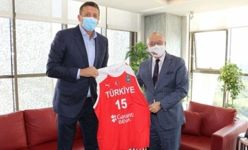 TBF Başkanı Türkoğlu'ndan Cengiz Ergün'e ziyaret