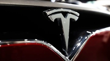Tesla'nın ortalık kıymeti 1 trilyon doları aştı