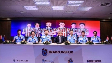 Trabzonspor, 6 futbolcuyla kavil imzaladı