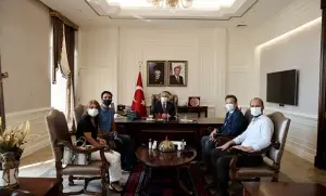 TSYD İzmir Şubesi'nden Vali Köşger'e ziyaret